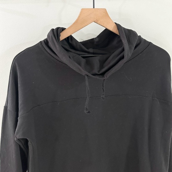 Simply Southern Cowl Neck ‘Mama Bear’ Pullover Black Size Small - Picture 3 of 6